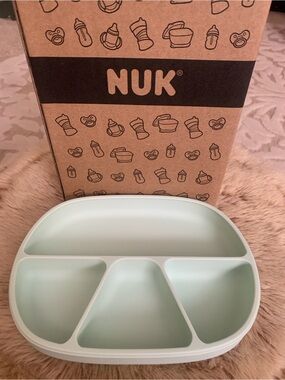 NUK Kids Silicone Divided Plate in Mint